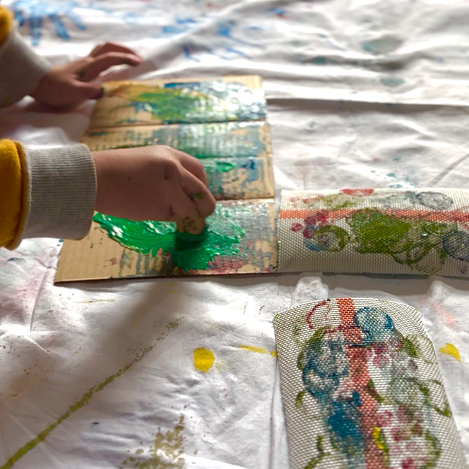 子供食堂でのアートワークショップ